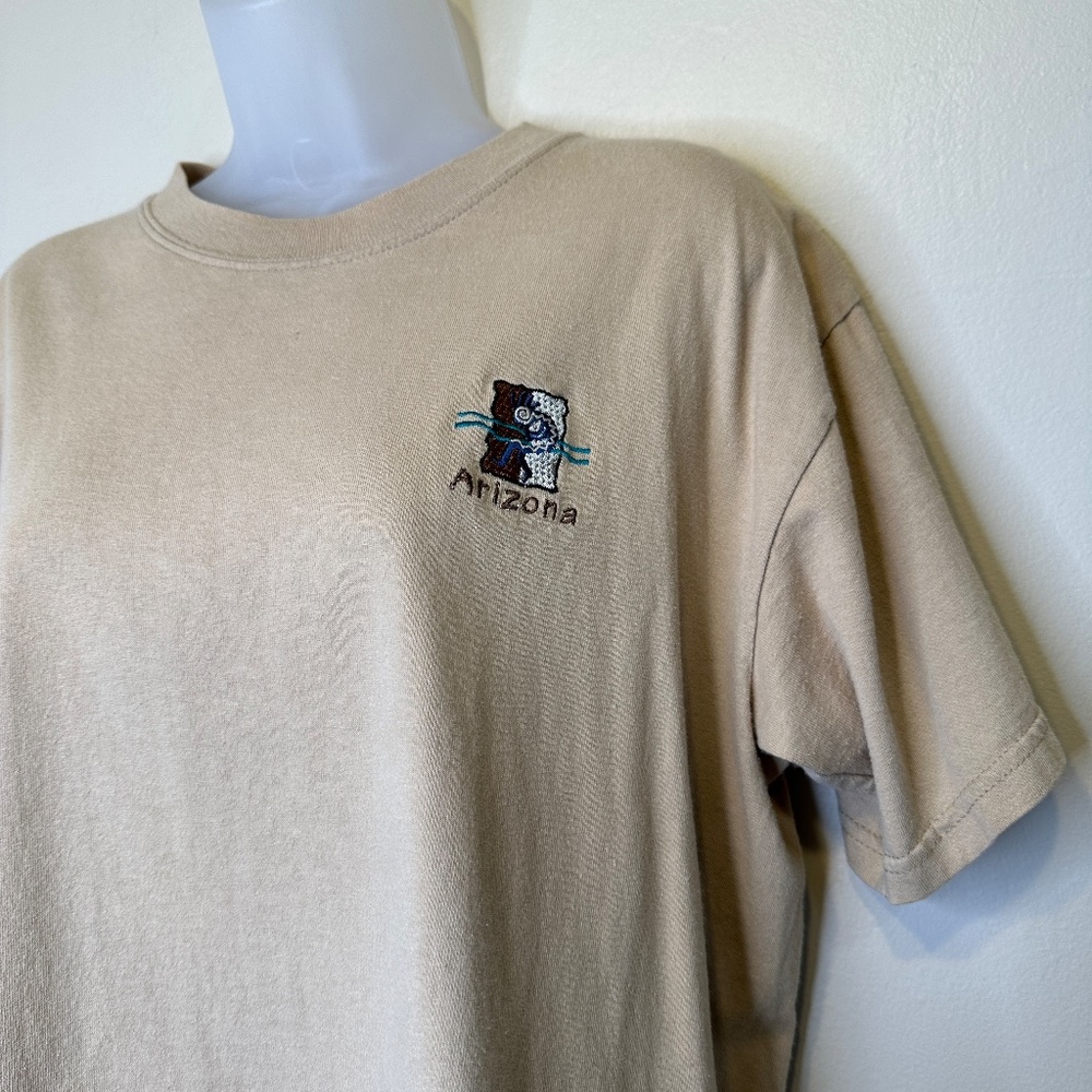 Gildan | VTG Arizona Embroidered Destination Crewneck Short Sleeve Cropped Tee - Picture 5 of 12